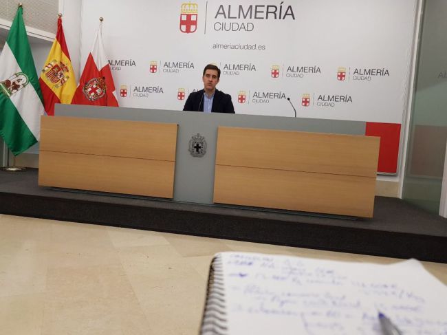 Castellón dice que la ciudad de Almería es a la que mejor le vendrá el cambio en la Junta