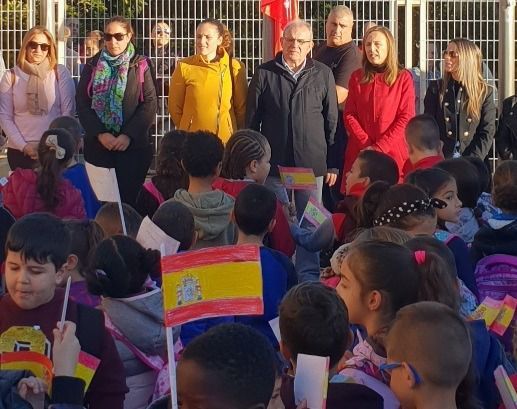 La delegada de Educación en los actos del CEIP Blas Infante de Vícar en el Día de la Constitución