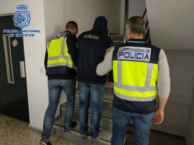 Policía Nacional detiene a un portugués fugado tras violar a una mujer hace 15 años