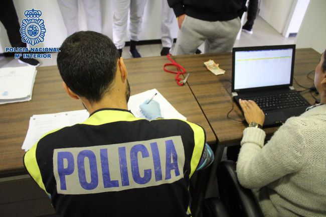 Detenidos por trasladar desde Cádiz a Almería inmigrantes ilegales