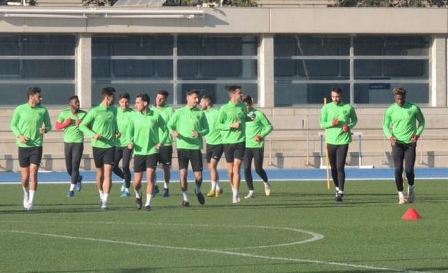 La primera plantilla rojiblanca reanuda los entrenamientos pensando en Osasuna