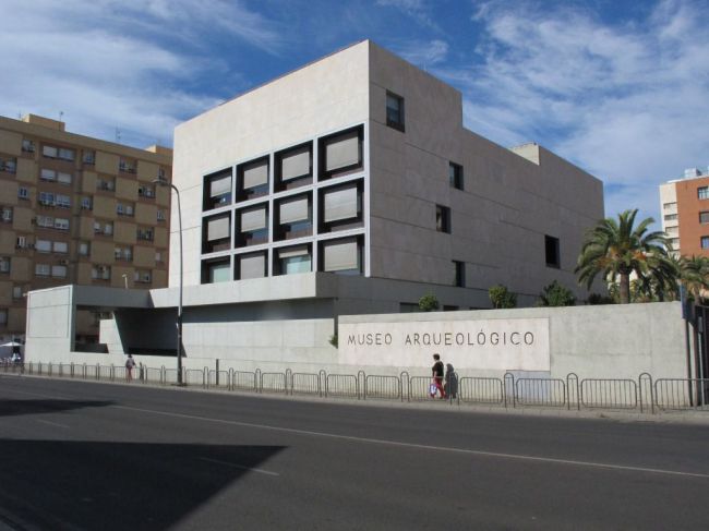 Día de Andalucía, Día de la Mujer y la Niña en la Ciencia, en la propuesta del Museo este mes