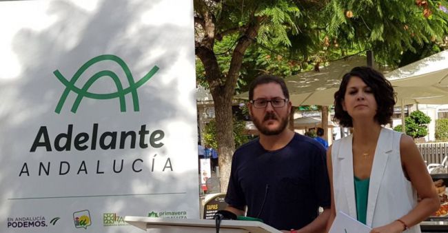 Podemos “pausa” sus contactos con IU al desvelar que usará la marca “Adelante”