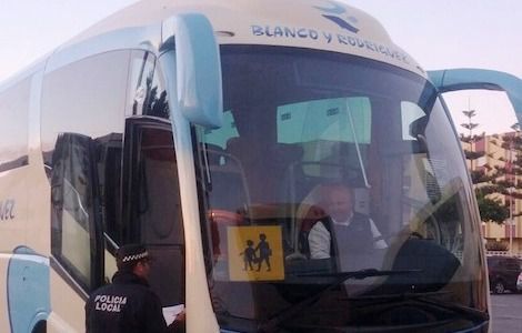 La Policía Local De Vícar Se Adhiere A La Campaña De Control De Transporte Escolar De La DGT