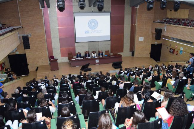 La UAL acoge un seminario para cuidadores de personas mayores