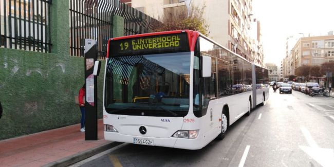 Almería es la capital en la que menos te ahorras entre bonobus y billete normal