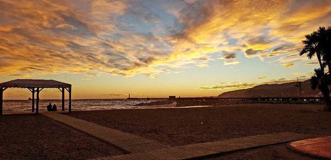 Las playas de la capital se preparan para la Semana Santa