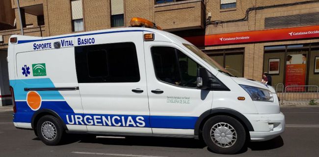 Cuatro heridas en una colisión entre dos turismos cerca de la A-92 en Pechina