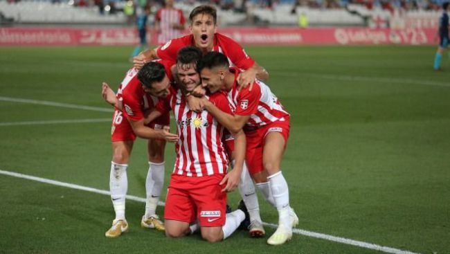 El Almería afronta este viernes el quinto partido de la pretemporada