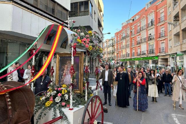 Adra venera a la Virgen del Rocío