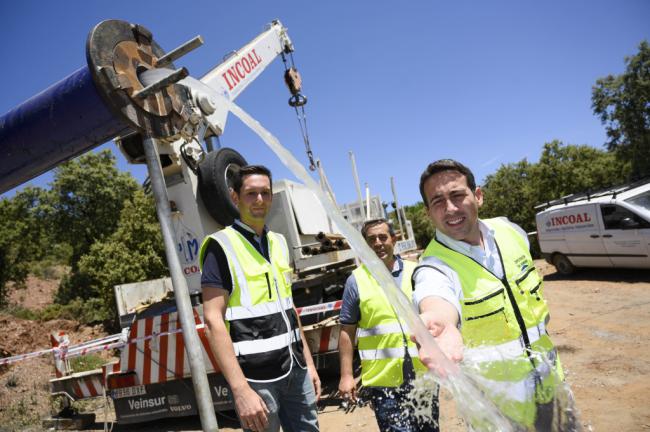 Diputación garantiza el agua en Paterna del Río durante los 12 meses del año