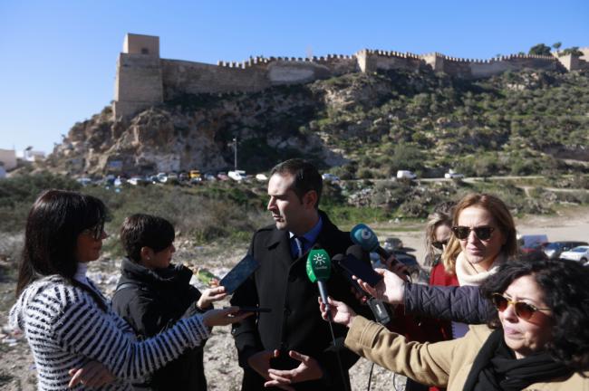 El alcalde valora de manera “muy positiva” el plan de inversión para la Alcazaba