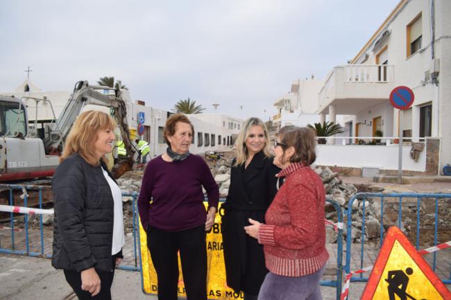 El Ayuntamiento de Níjar rehabilita la calle Terrera de Mágina de La Isleta del Moro