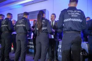 6 municipios de Almería recibirán nuevos policías locales