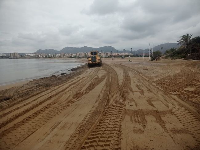 Preparativos para la temporada estival en San Juan de los Terreros