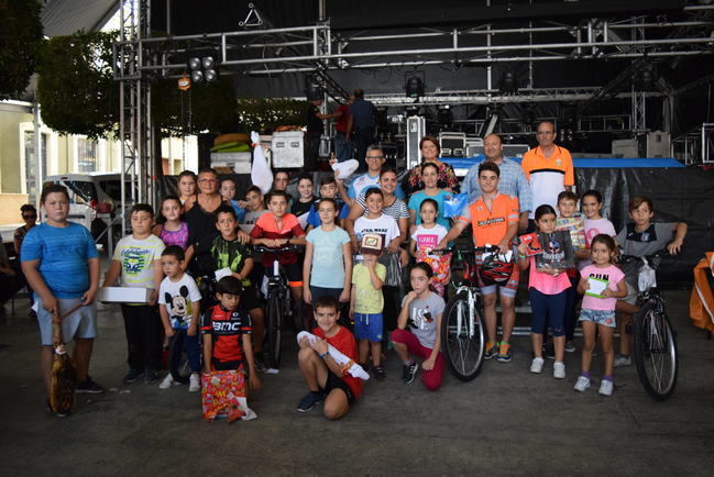 La ”ruta en bici”, gran acontecimiento ciclista de la Feria de Gádor