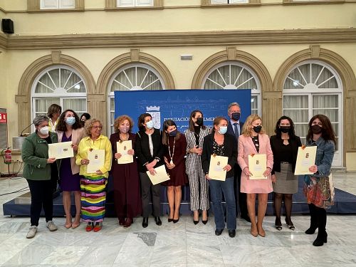 Diputación y ‘Foro Mujer y Sociedad’ clausura el II Programa de mentoring ‘Liderando en Femenino’