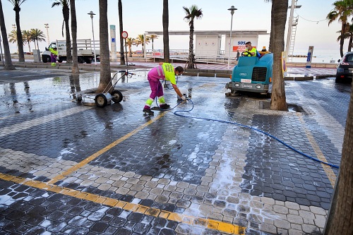 El operativo de limpieza intensiva alcanza 600 calles y una docena de barrios