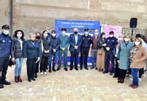 Vera presenta las actividades para el Día Internacional contra la Violencia hacia la Mujer.