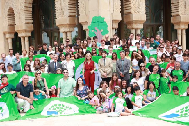 19 colegios reciben la Bandera Verde por su compromiso con la educación ambiental