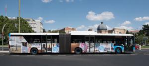 Vera se promociona como “destino de confianza” en los autobuses de Madrid