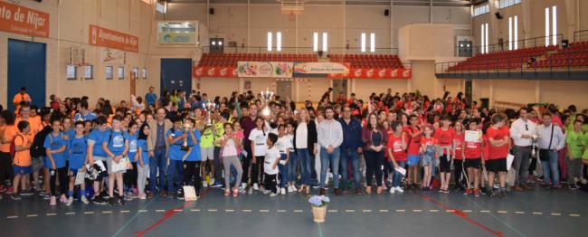 Medio millar de alumnos en la clausura de las Olimpiadas Escolares nijareñas