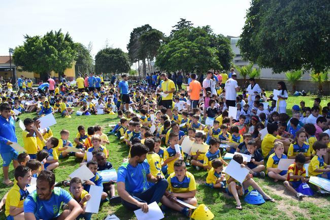 Medallas de fin de temporada para las Escuelas deportivas de Níjar