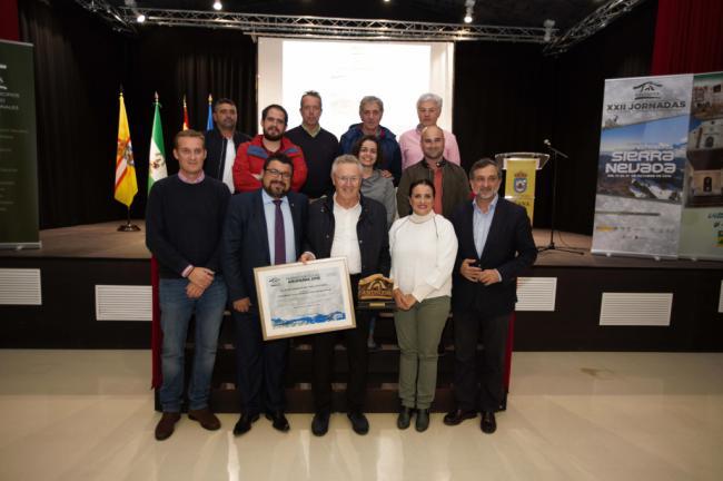 Fiñana acoge la clausura oficial de las XXII Jornadas de Amuparna en Sierra Nevada