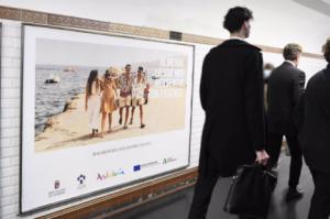 El metro de París muestra Costa de Almería