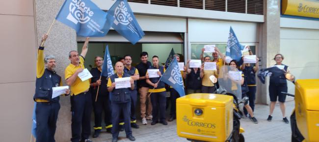 Denuncia falta de personal en Correos en Níjar