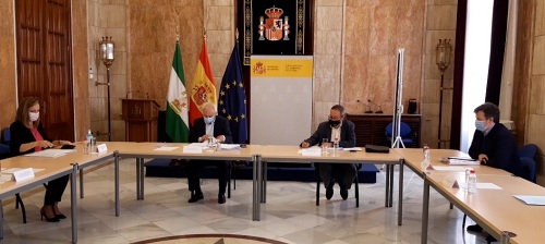 El PFEA aprueba 9,9 millones de euros para obras en municipios de Almería