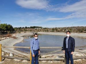 El lago del “Parque de la Rambla” de Vera ya se llena con el agua de la “Fuente de los Cuatro Caños”