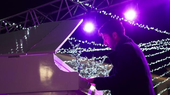 El pianista Diego Valdivia cautiva al público virgitano con su concierto de Navidad