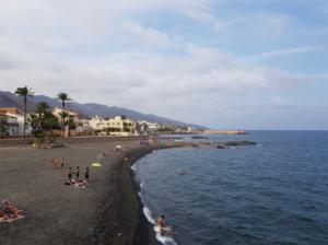 El verano deja en Cuevas un 15% más de turistas