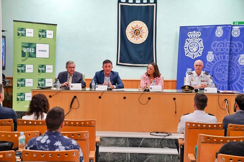 'I Jornadas sobre Ciberseguridad y Criminología' de la UNED y la PN