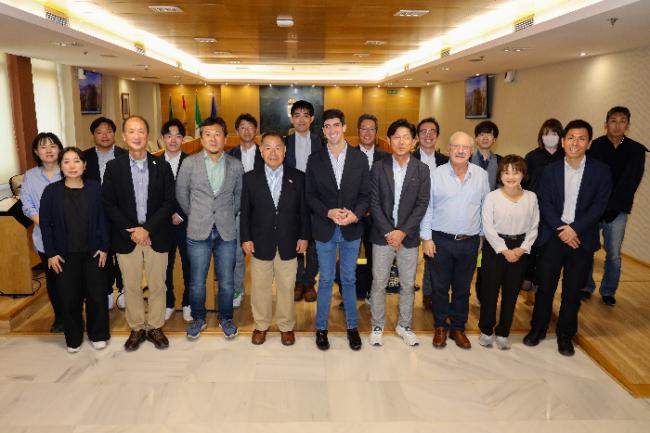 Delegación japonesa visita El Ejido para conocer su agricultura