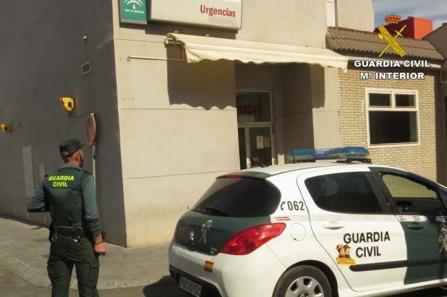 La Guardia Civil detiene al autor de tocamientos a tres mujeres en Aguadulce