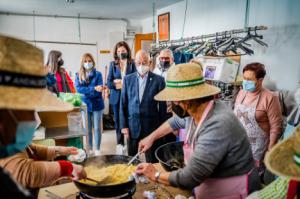 Roquetas de Mar celebra el Día de Andalucía con las tradicionales migas