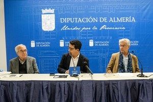 Andrés Martínez Lorca presenta su libro ‘Sobre la melancolía, por la diversidad cultural, contra la guerra’