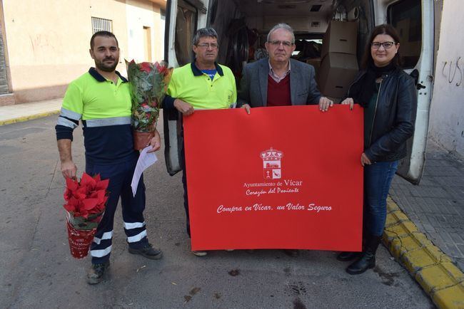 El Ayuntamiento de Vícar anima a comprar en el comercio local