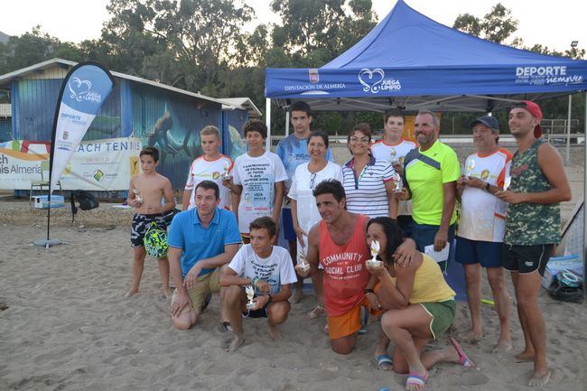 El Circuito de Promoción de Tenis Playa de Diputación se despide en Mojácar