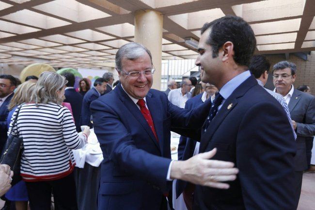 El alcalde de León explica las claves de capitalidad gastronómica al de Almería