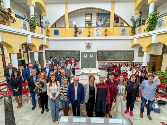 El Ayuntamiento De Vícar Y Universidad de Alicante firman Una Declaración Sobre Diplomacia E Inteligencia Gastronómicas