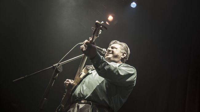 El Teatro Cervantes se llenó de ‘Rock&Soul’ con Diego Cruz