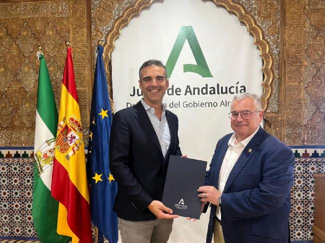 La Junta de Andalucía asegura el suministro de agua desalada a Garrucha