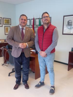 El delegado de Desarrollo Educativo y FP recibe a Alberto Padilla