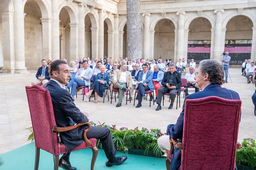 Enrique Ponce celebra sus 30 años de arte y maestría en Almería