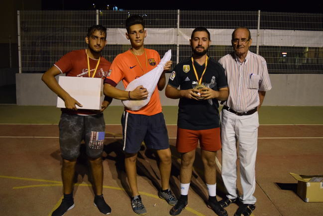 Miguel Ángel Fernández Santiago gana del Campeonato de Tenis de la Feria de Gádor