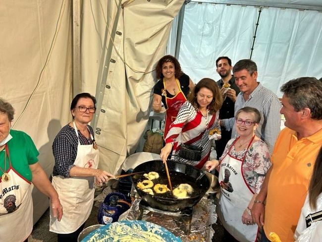 Crespo recorre la tradicional Estación de San Marcos por el Barrio Alto de Adra