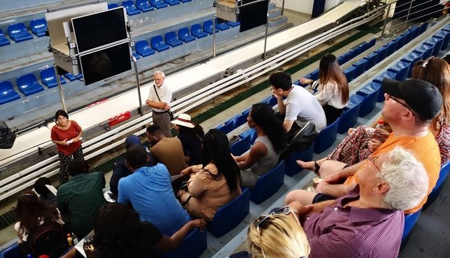 Alumnos de un máster de Comercio Internacional de Salford visitan el Puerto